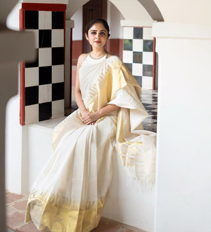 ELA OffWhite Soft Silk Saree