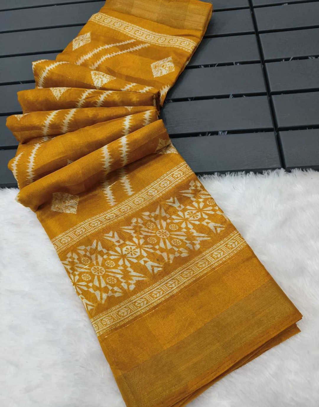 Rajvi Yellow Cotton Saree