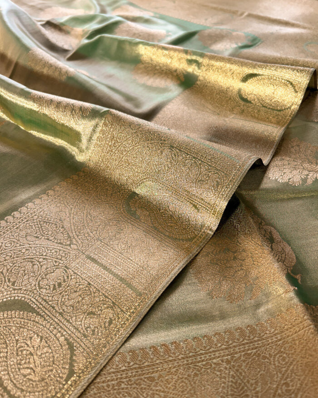 Opulent Bloom - Zariknyaa Banarasi Silk Saree