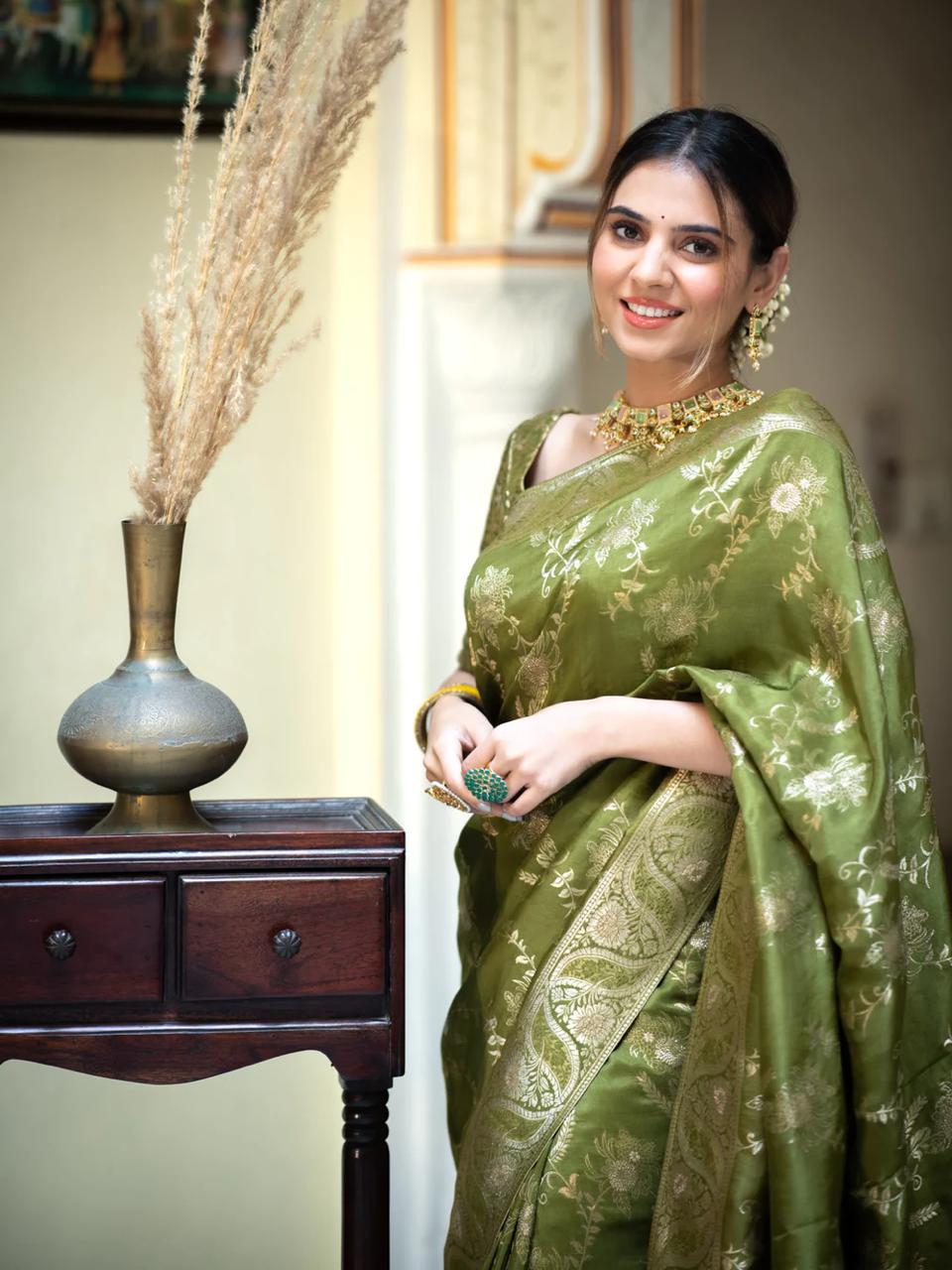 Hema Mahendi Banarasi Silk Saree