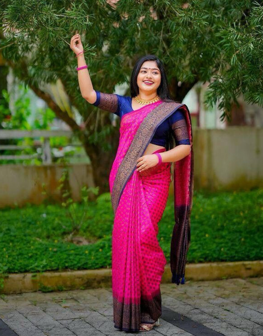 Bhavna Pink Lichi Silk Saree