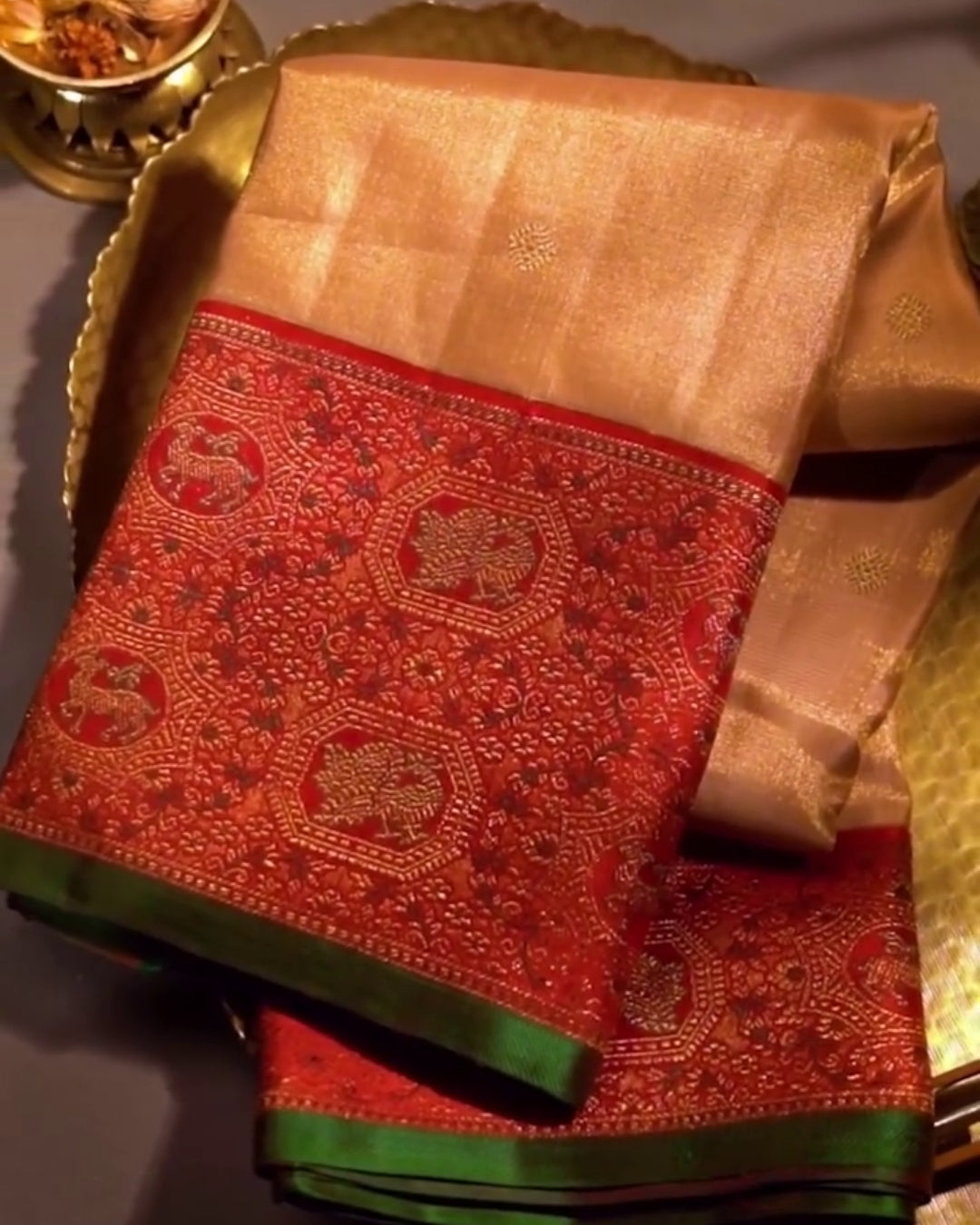 Mariya - Premium Gold Heritage Banarasi Silk Saree