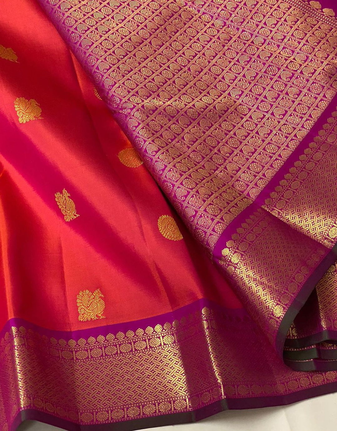 Sakhi Red-Purple Kanjivaram Soft Silk Saree With Attached Blouse