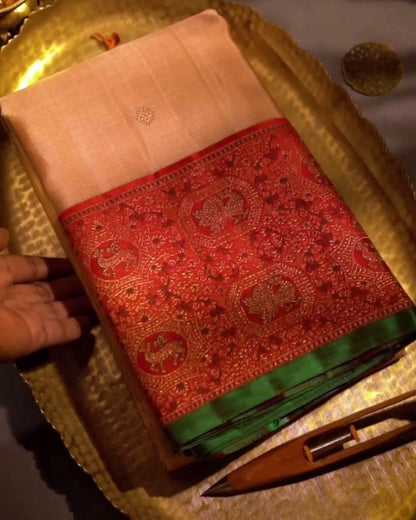 Mariya - Premium Gold Heritage Banarasi Silk Saree