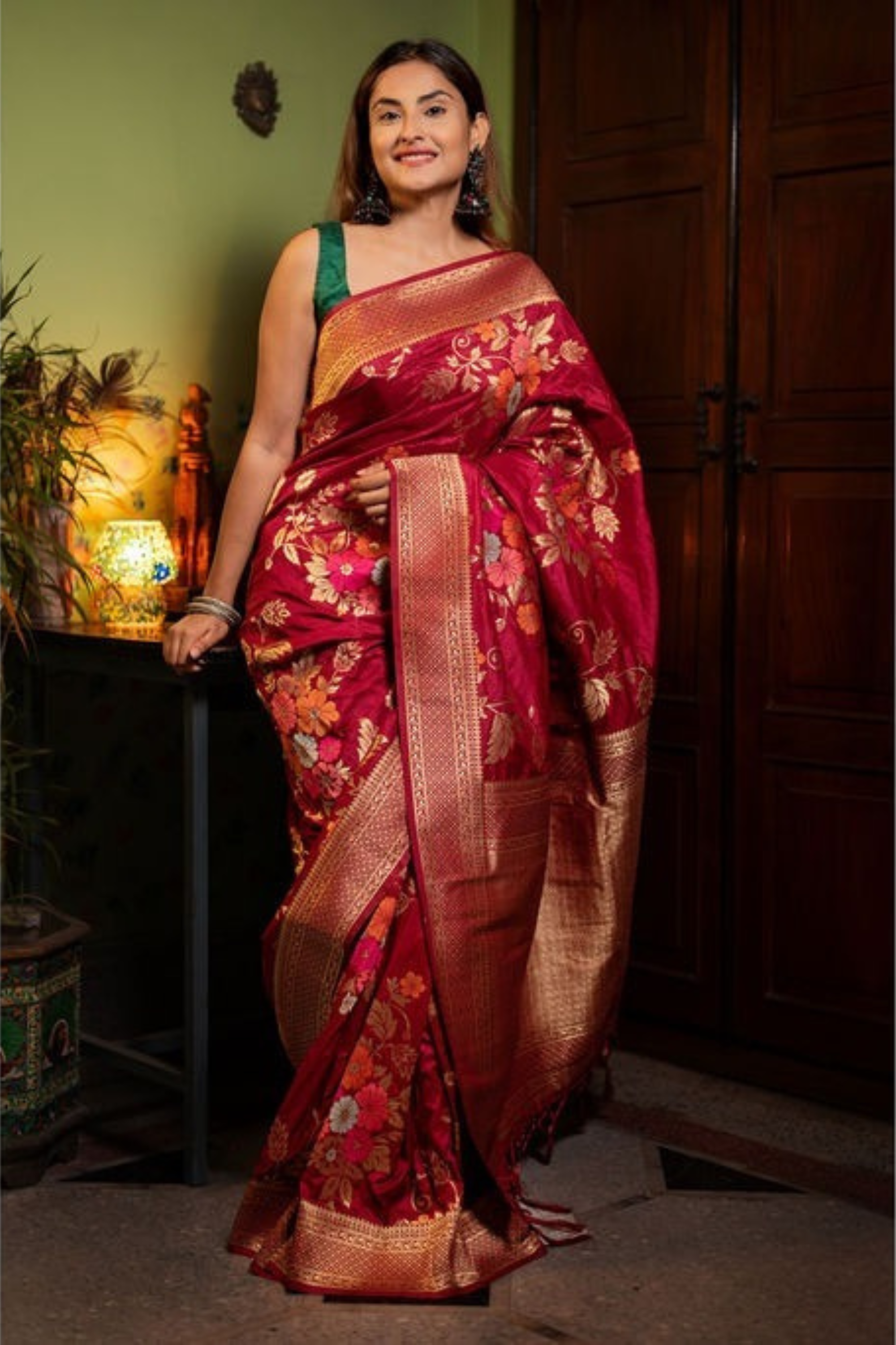 Floral Luxe - Zari Floral Saree