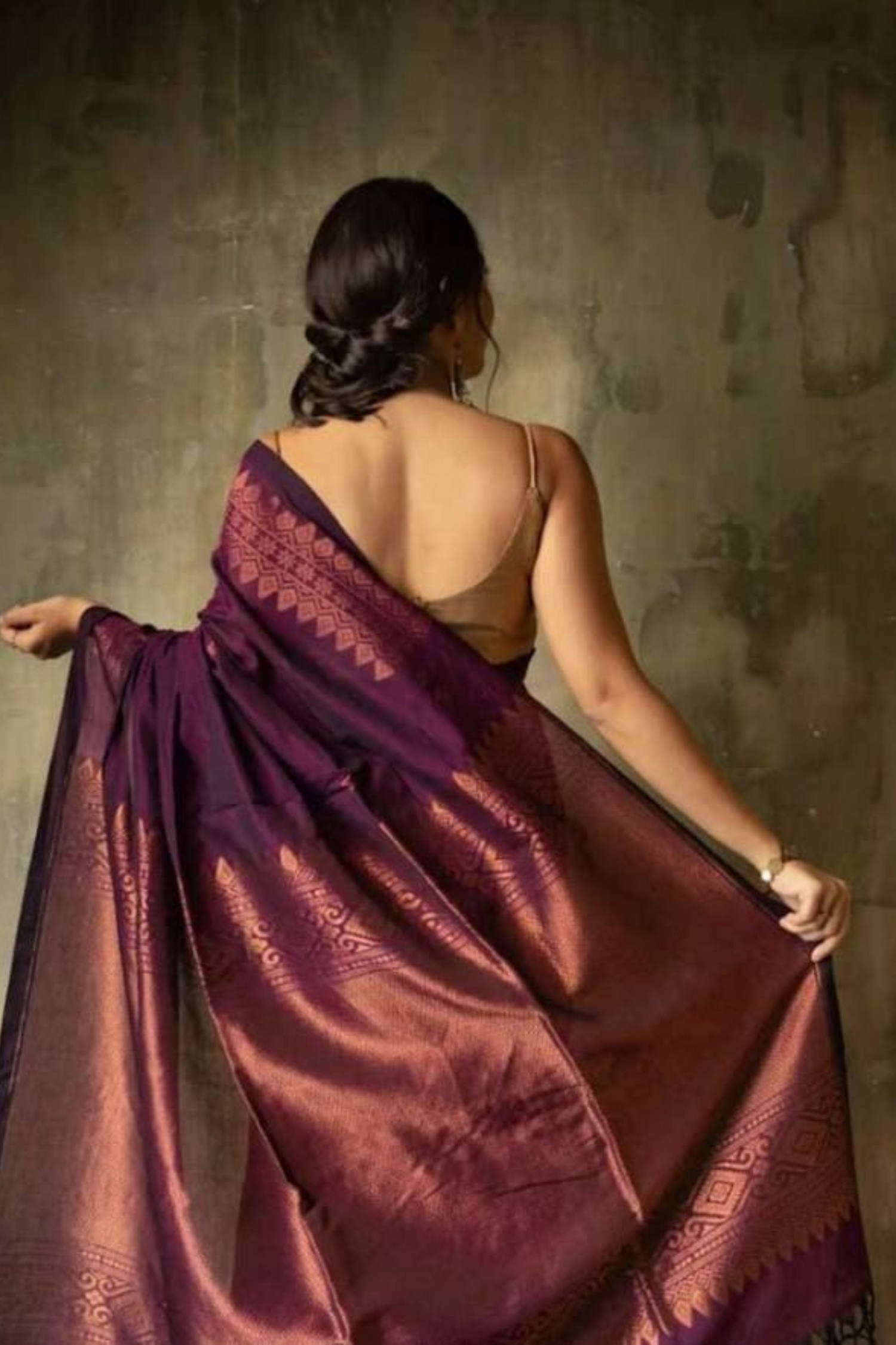 Sunrise Zephyr - Wine Lichi Soft Silk Saree