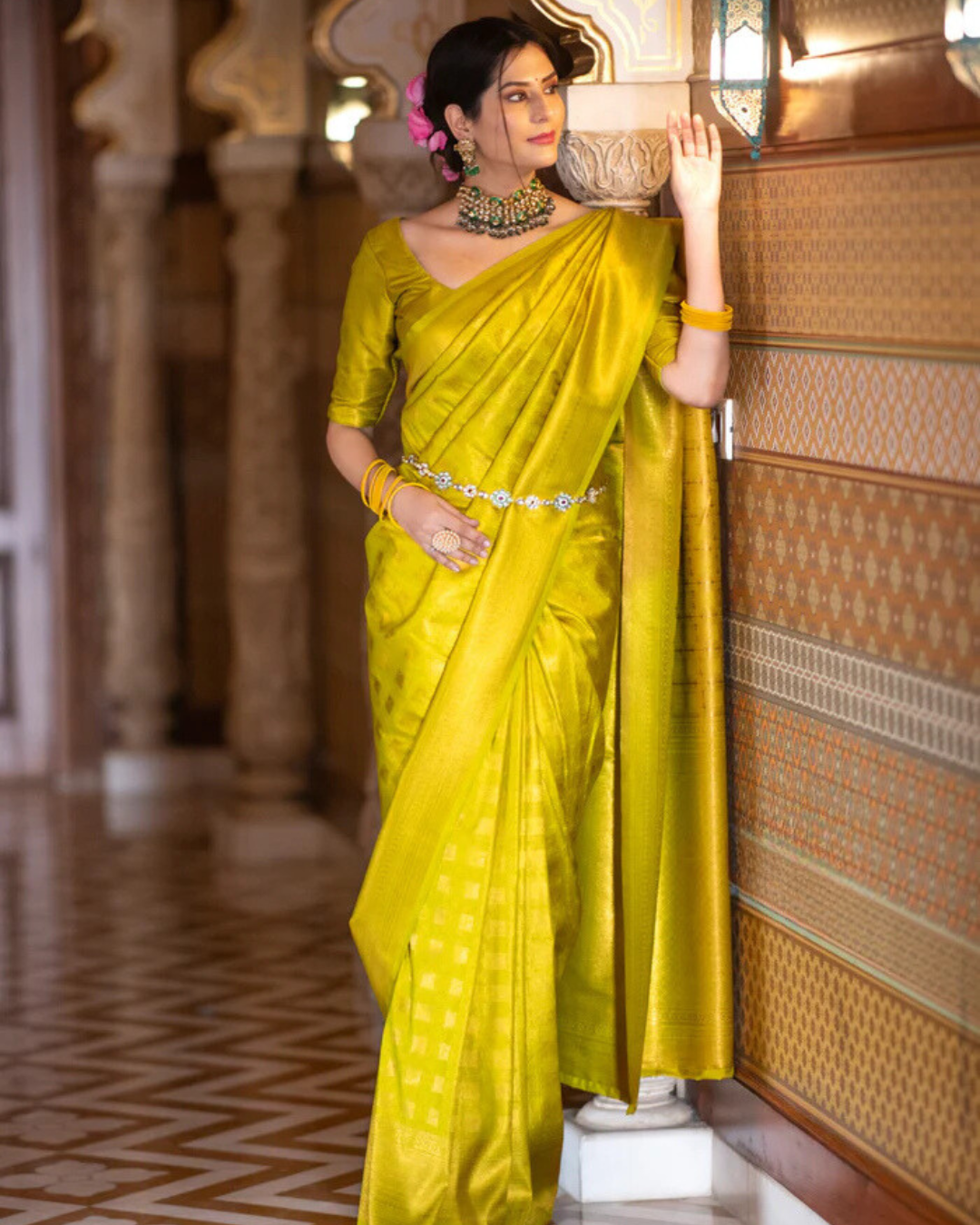 Golden Gleam - Zariknyaa Banarasi Silk Saree