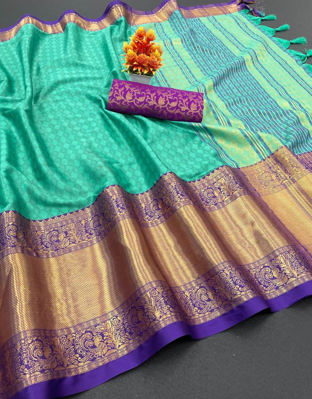 Suman Bottol Blue Cotton Silk Saree