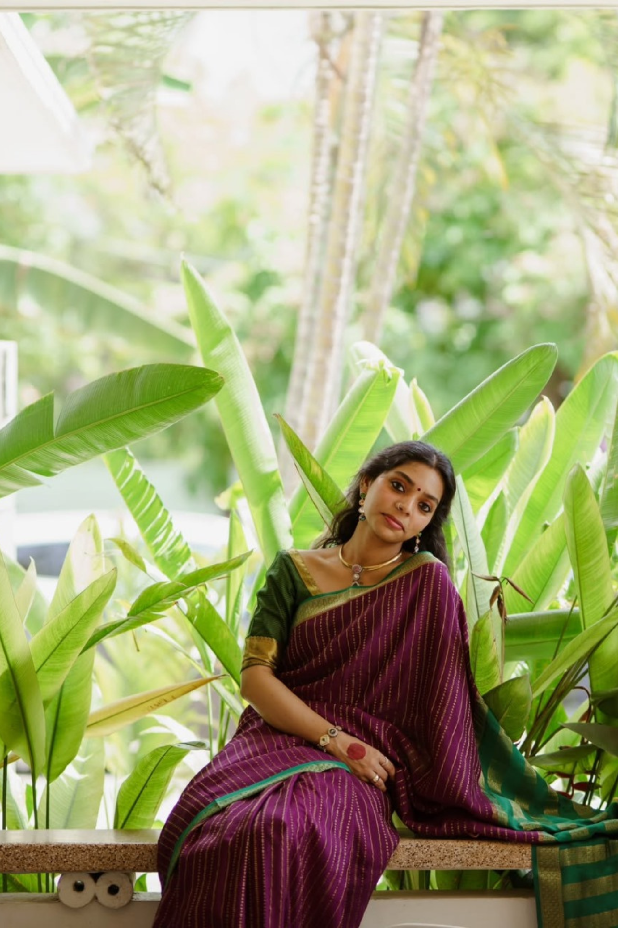 Amethyst Shine - Handwoven Silk Saree