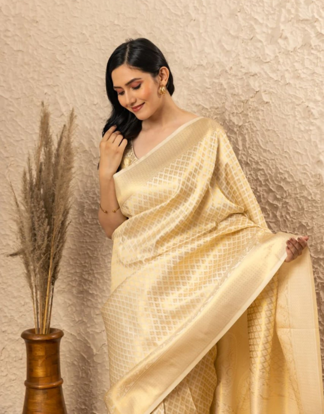 Paru Offwhite Banarasi Silk Saree