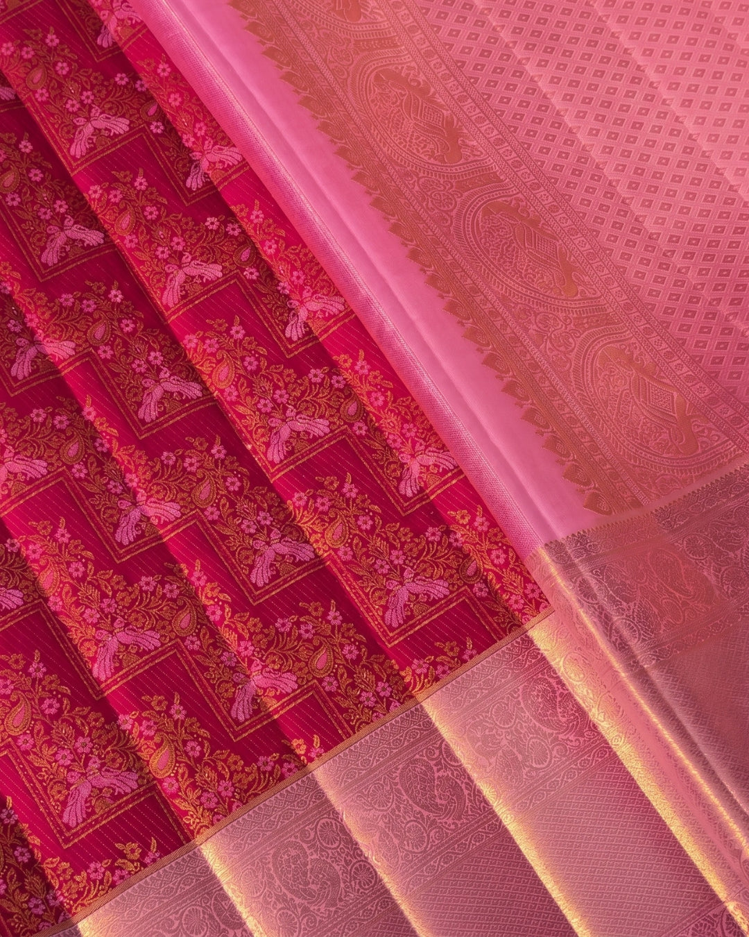 Tanirika - Red Pink Floral Weave