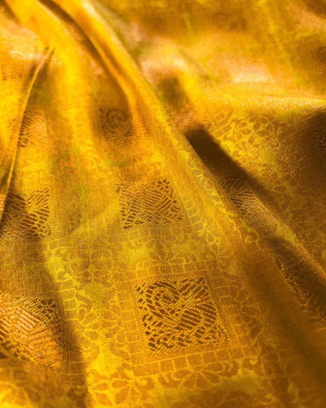 Golden woven - Banarasi Silk Saree