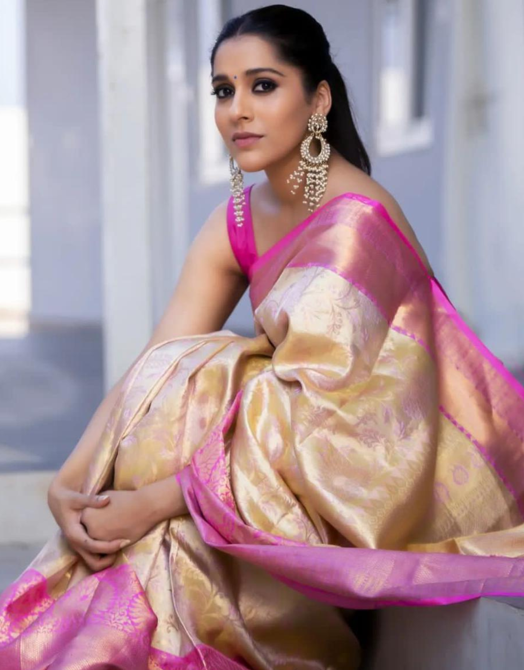 Shrushti Off White Kanchipuram Silk Saree