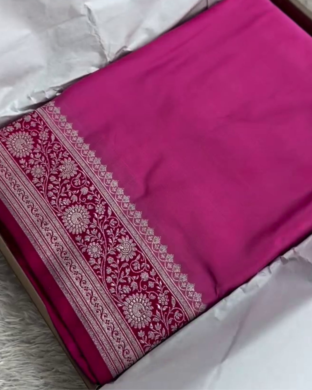 Niva - Grand Traditional Silk Weave Saree
