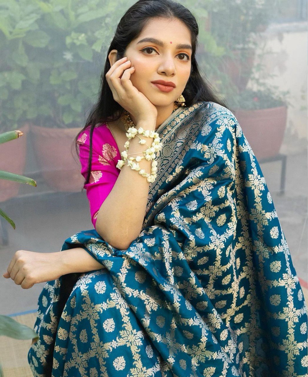 Hetvi Ramagreen Banarasi Silk Saree