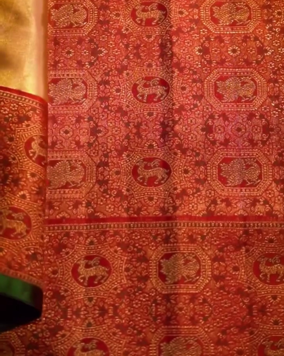 Mariya - Premium Gold Heritage Banarasi Silk Saree