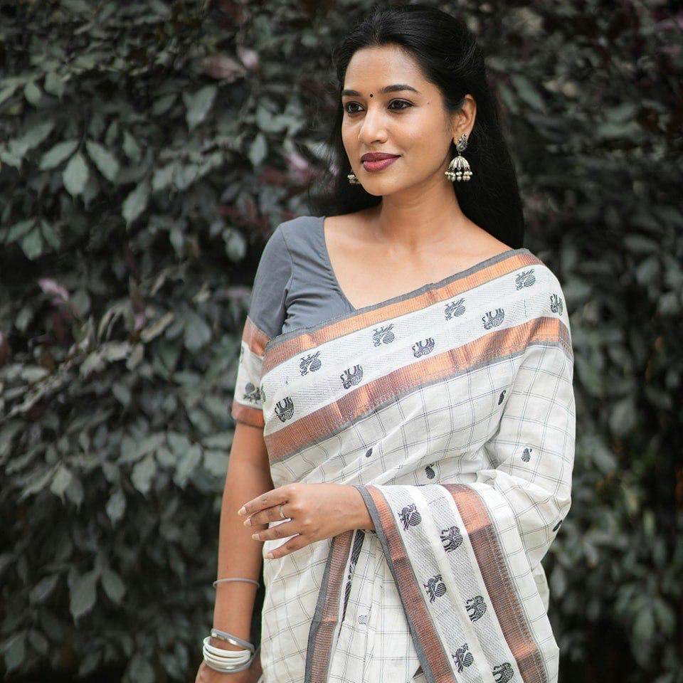 Shreya White Cotton Silk Saree