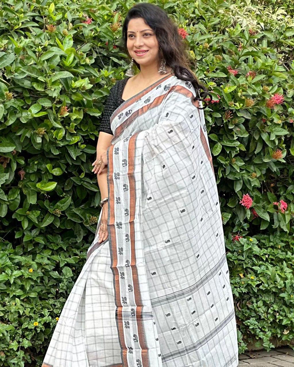 Shreya White Cotton Silk Saree