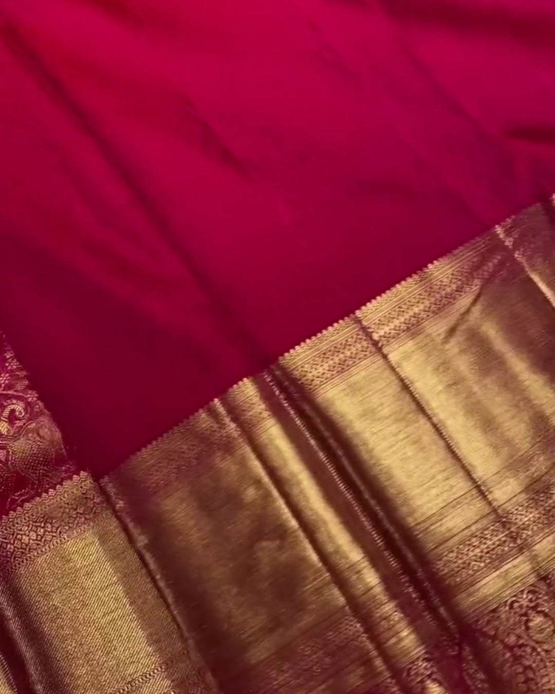 Avany - Royal Magenta Peacock Woven Silk Saree