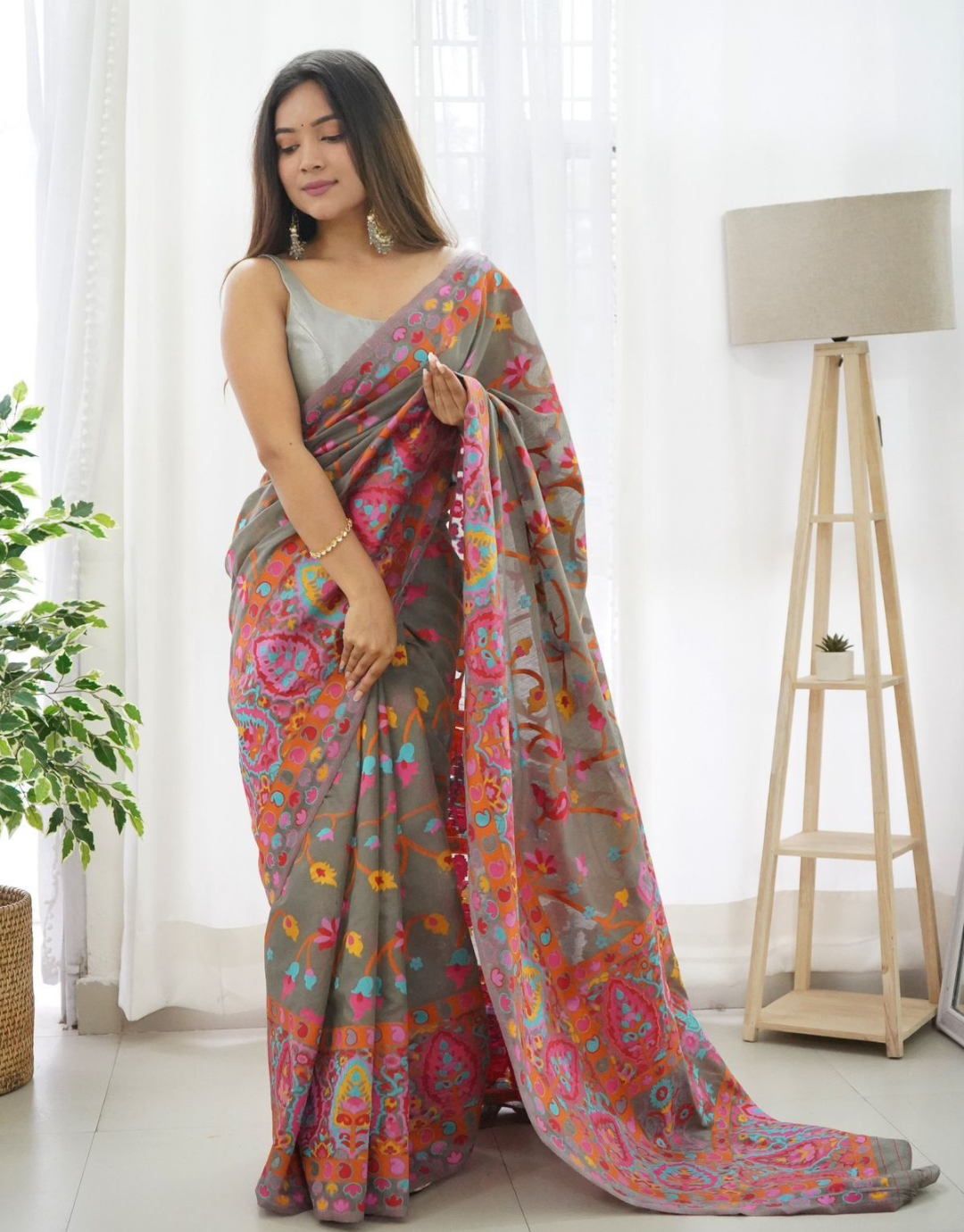 Mahira Grey Cotton Woven Kashmiri Saree