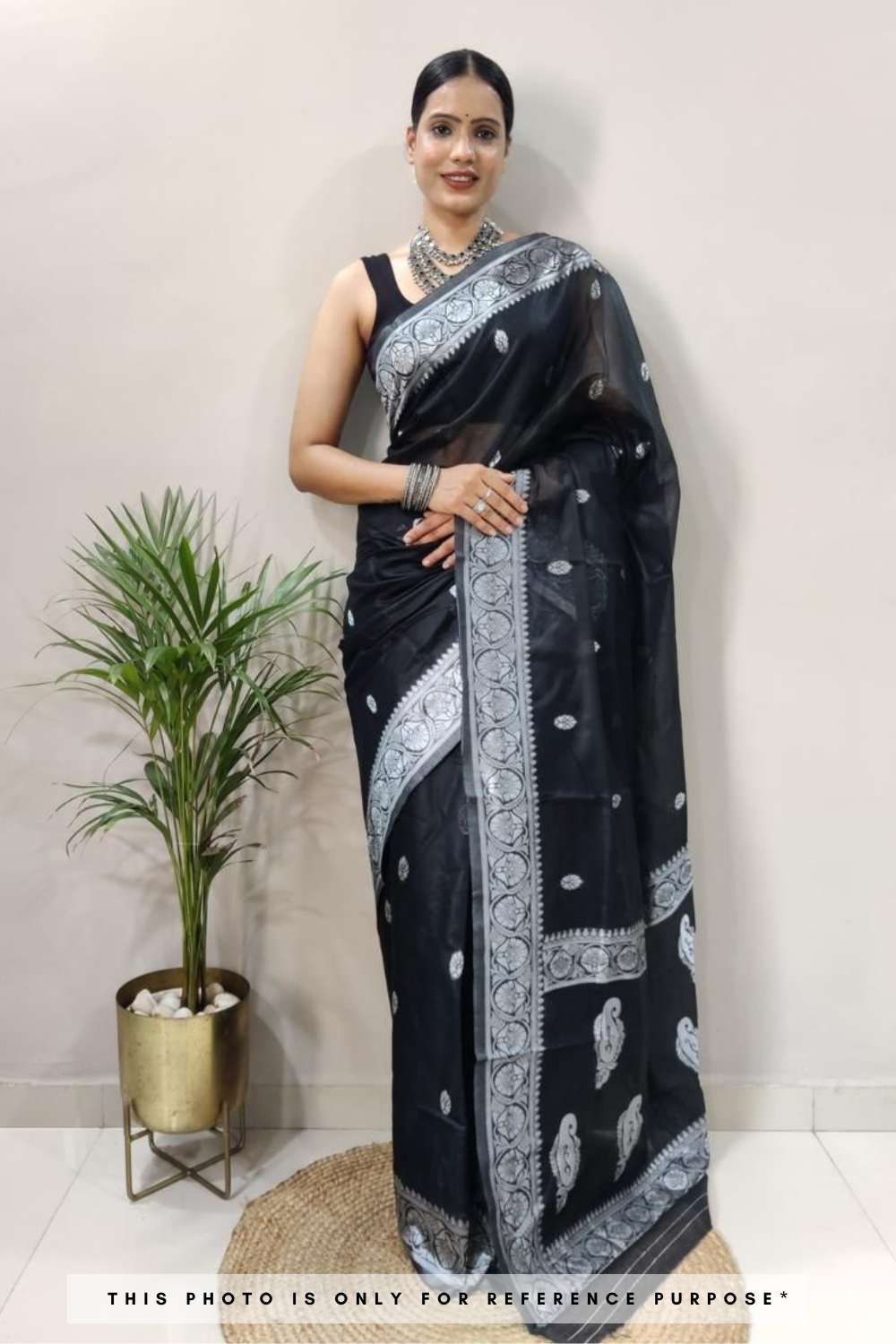 Tulsi Black Linen Cotton Saree