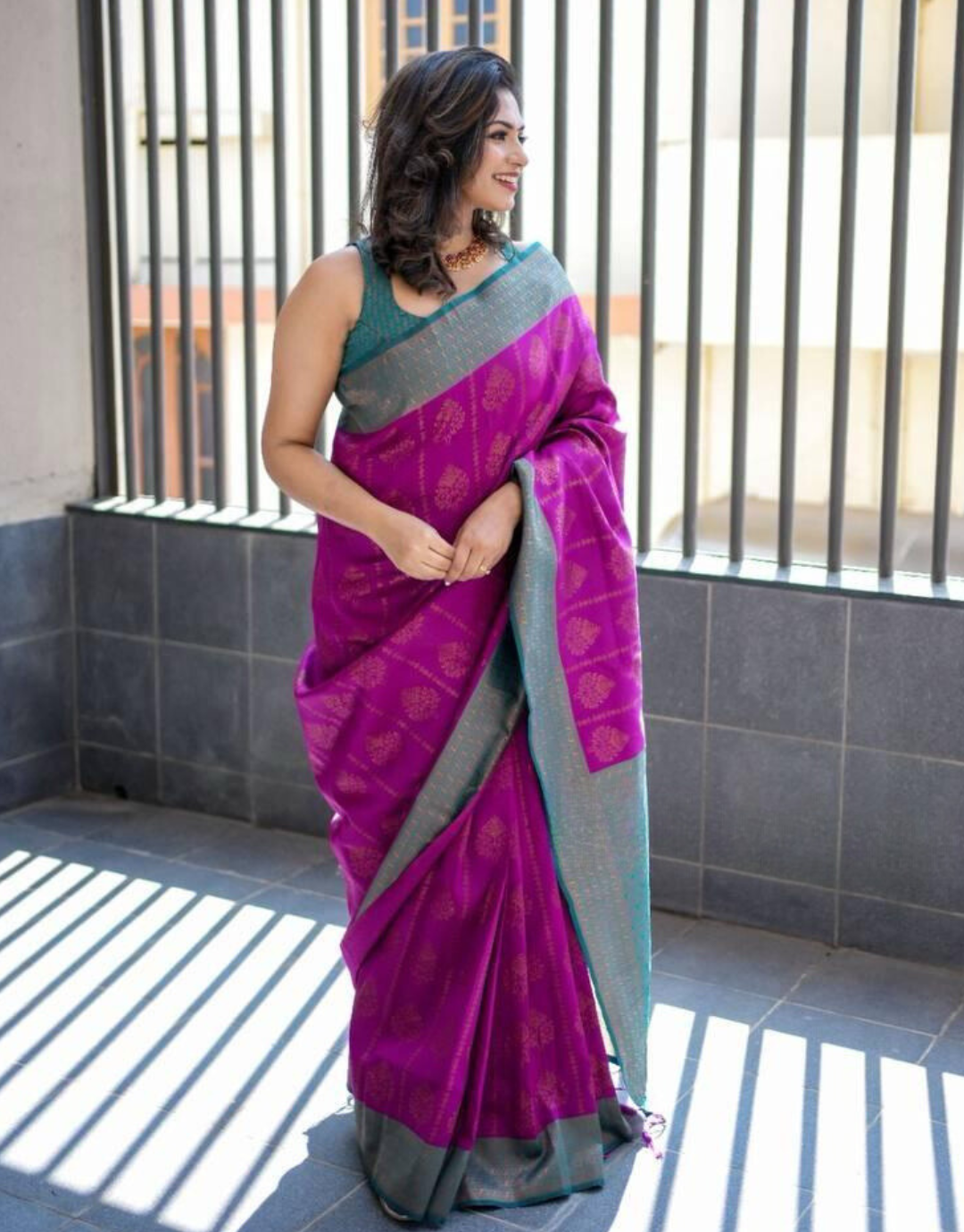 Omee Magenta Pink Banarasi Silk Saree