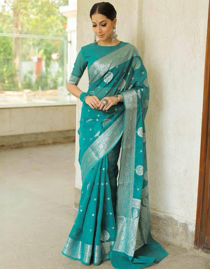 Manvi RamaGreen Banarasi Silk Saree