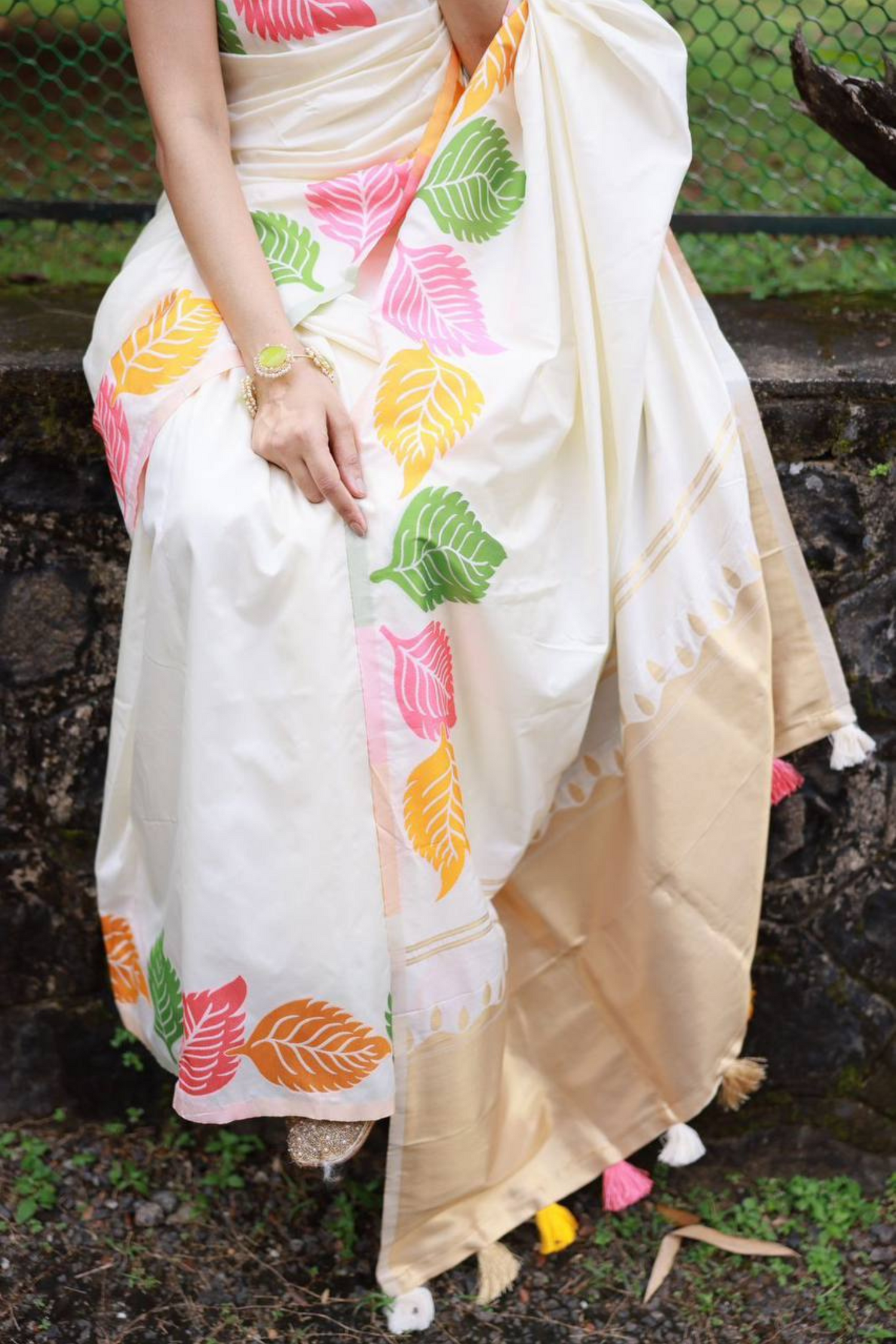 Lustrous Ember - White Pure Golden Zari Saree