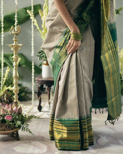 Jeel Green Banarasi  Silk Saree