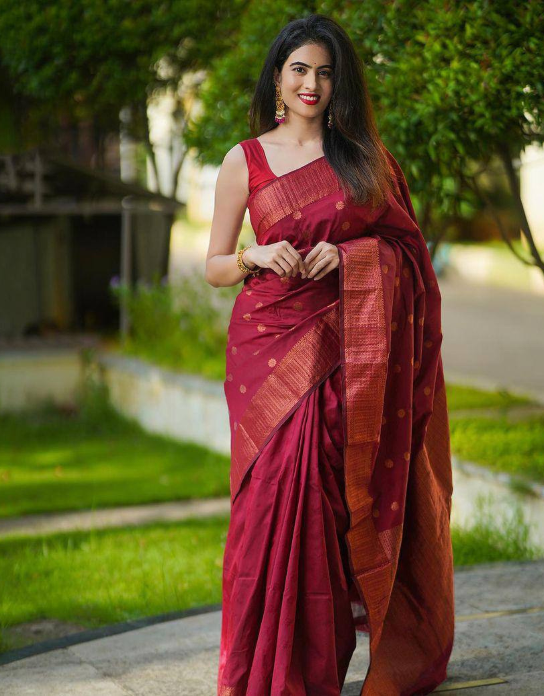 Paru Maroon Soft Silk Saree