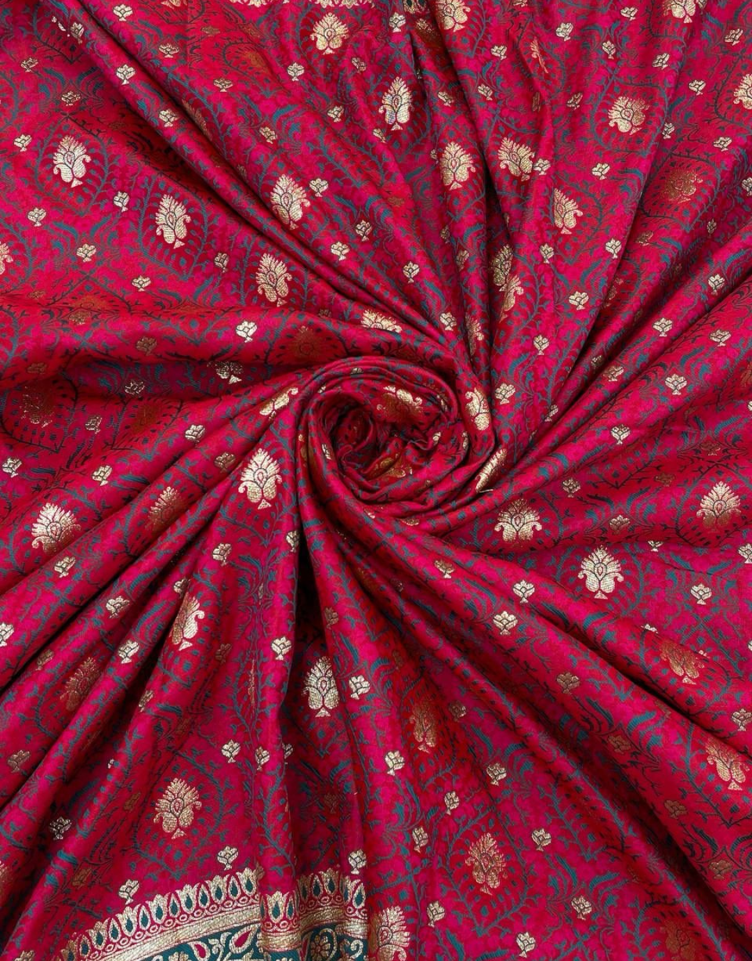 Subhdra Rani-Rama Banarasi Silk Saree