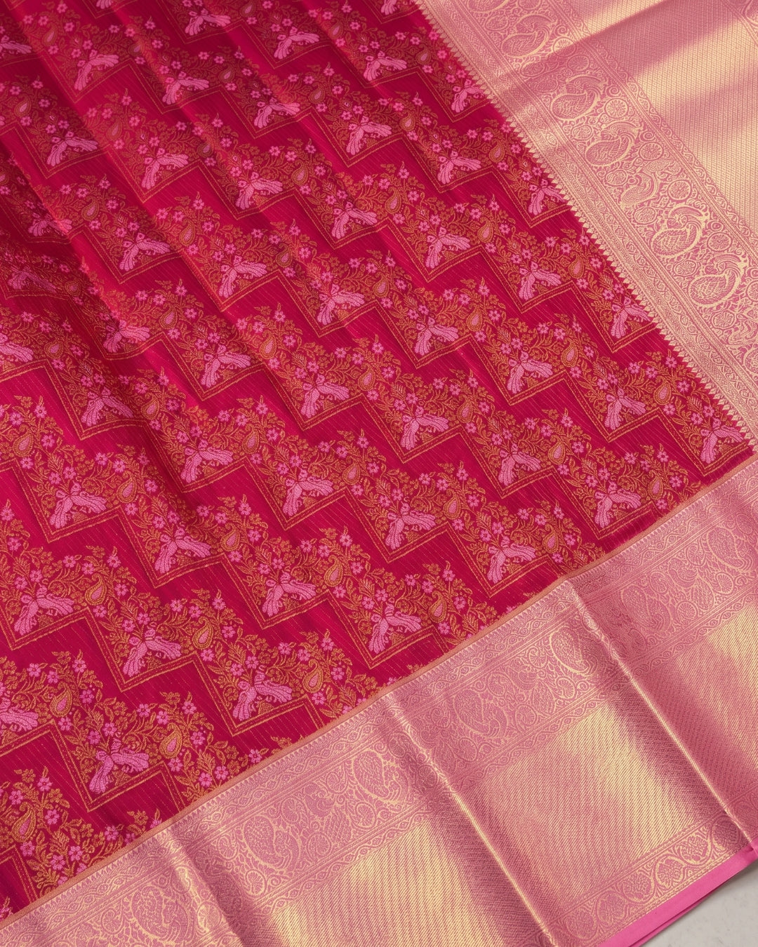 Tanirika - Red Pink Floral Weave