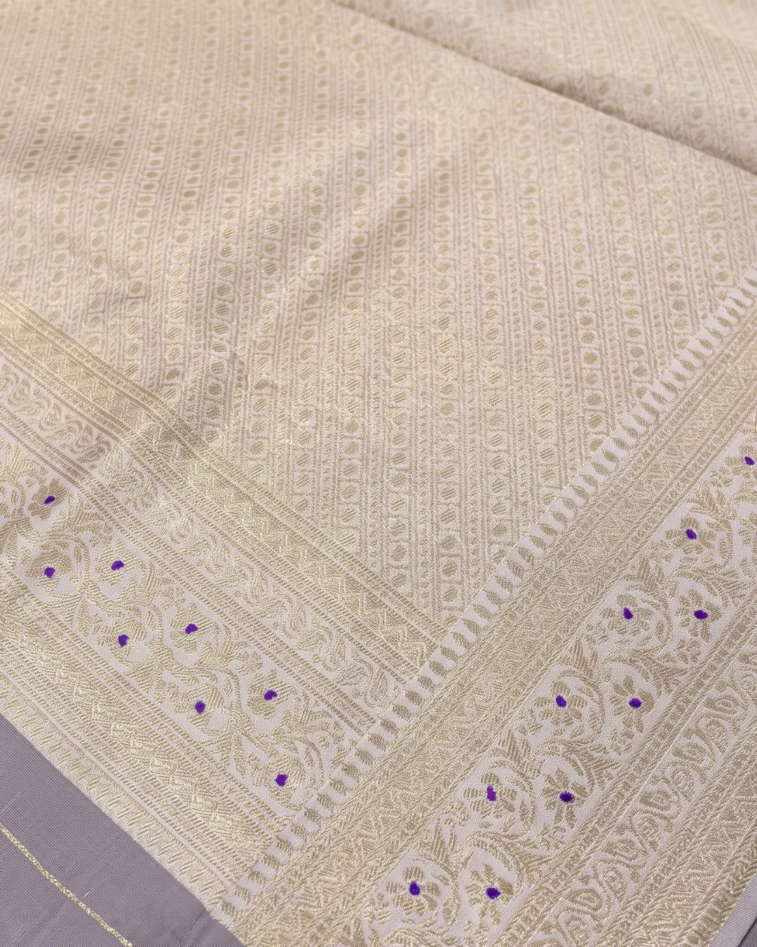 Heer - Premium Lilac Banarasi Bird Zari Saree