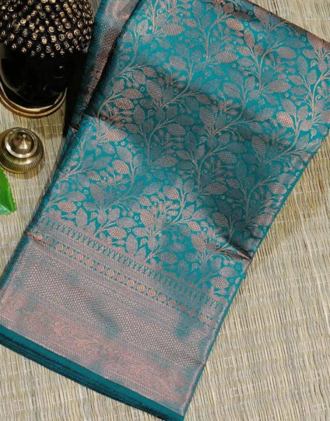 Alka RamaGreen Banarasi Soft Silk Saree