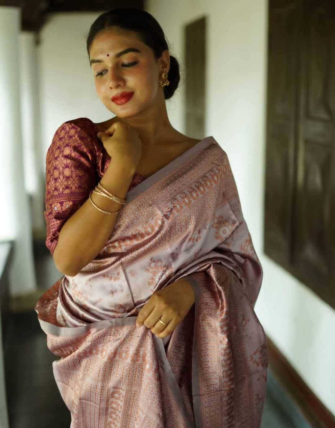 Neela Grey Olive Soft Silk Saree