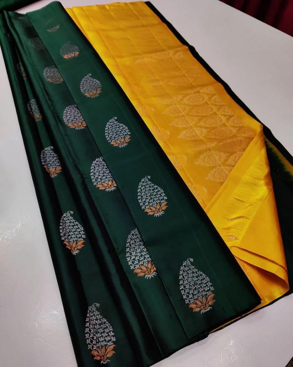 Jinita DarkGreen Soft Silk Saree