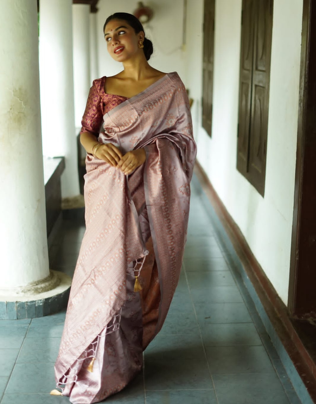 Neela Grey Olive Soft Silk Saree