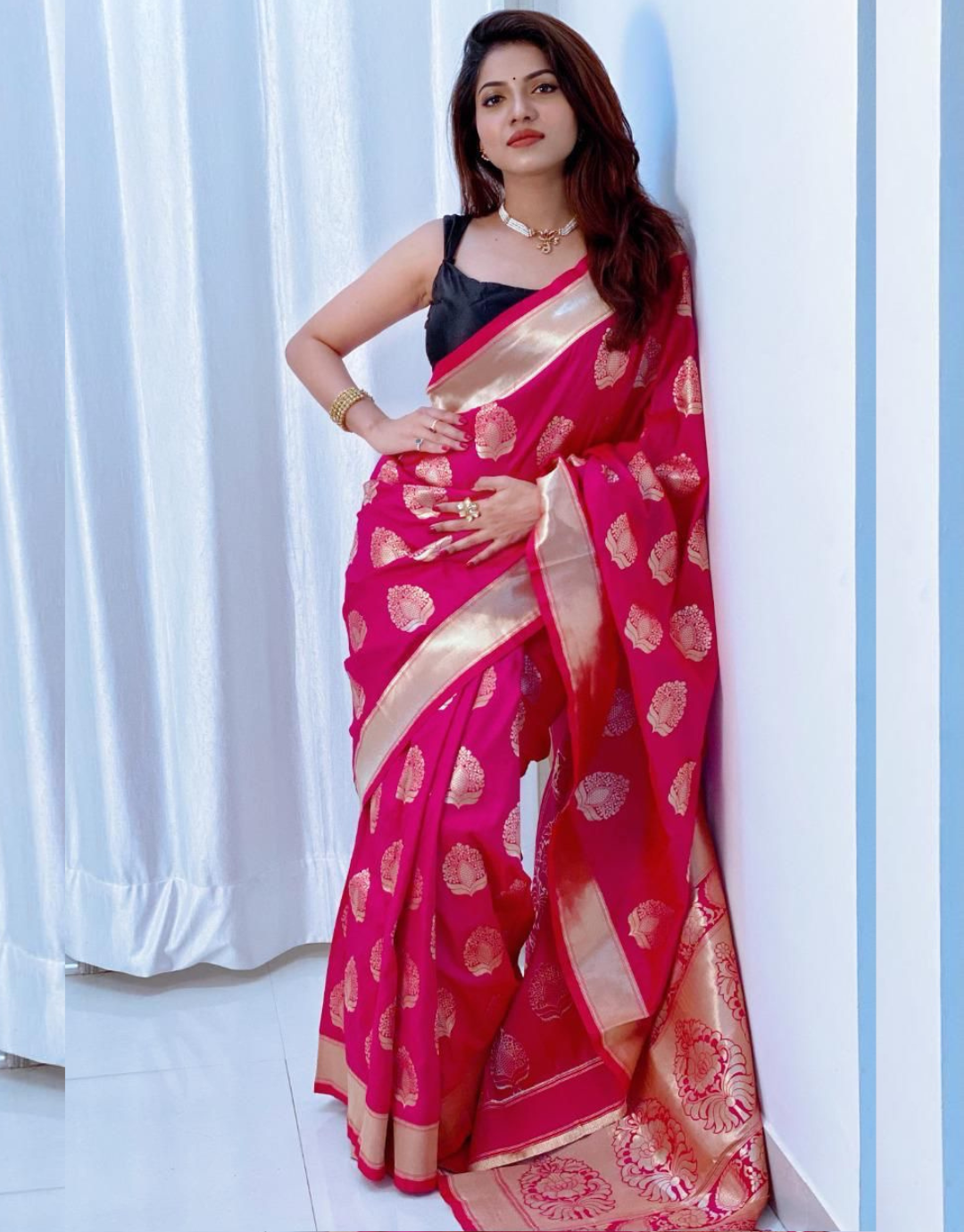 Viana Pink Banarasi Silk Saree