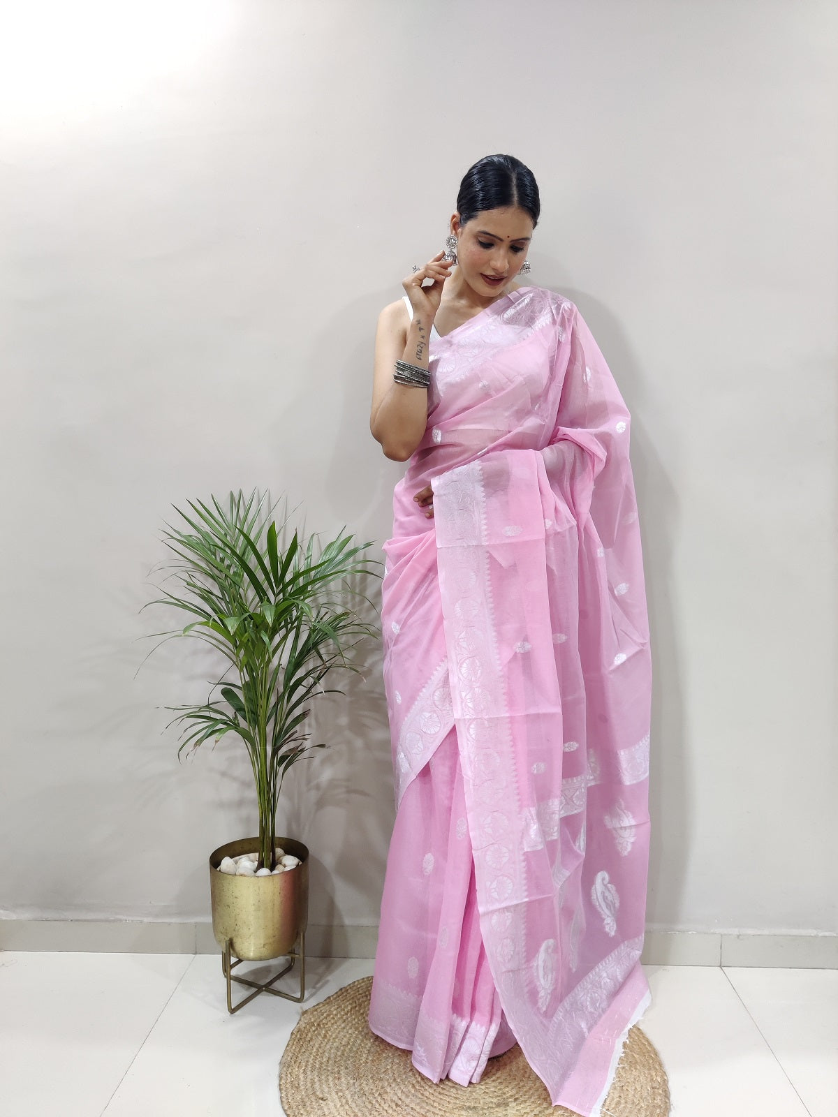 Jeel Pink Linen Cotton Saree