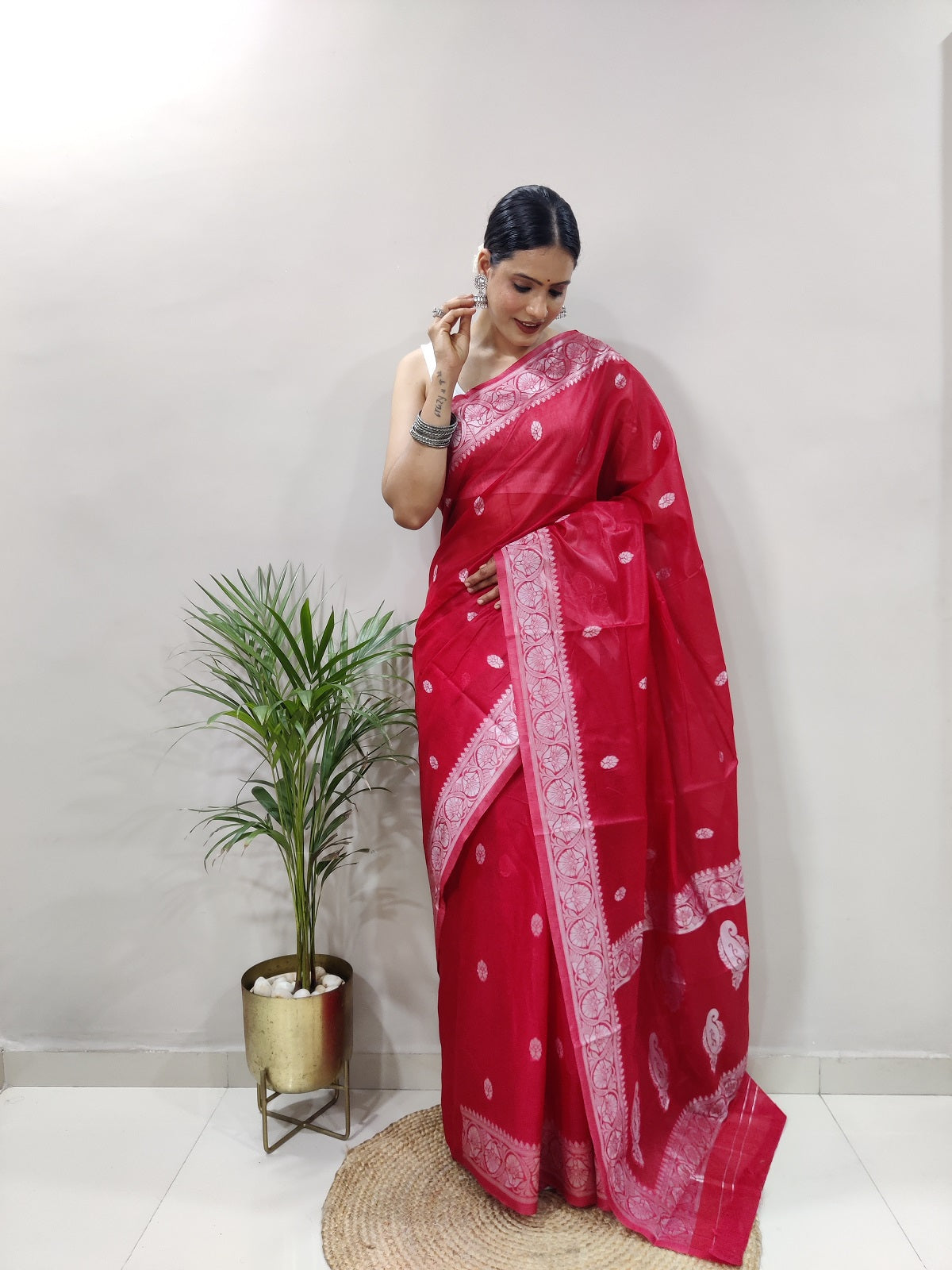 Jeel Ruby Linen Cotton Saree