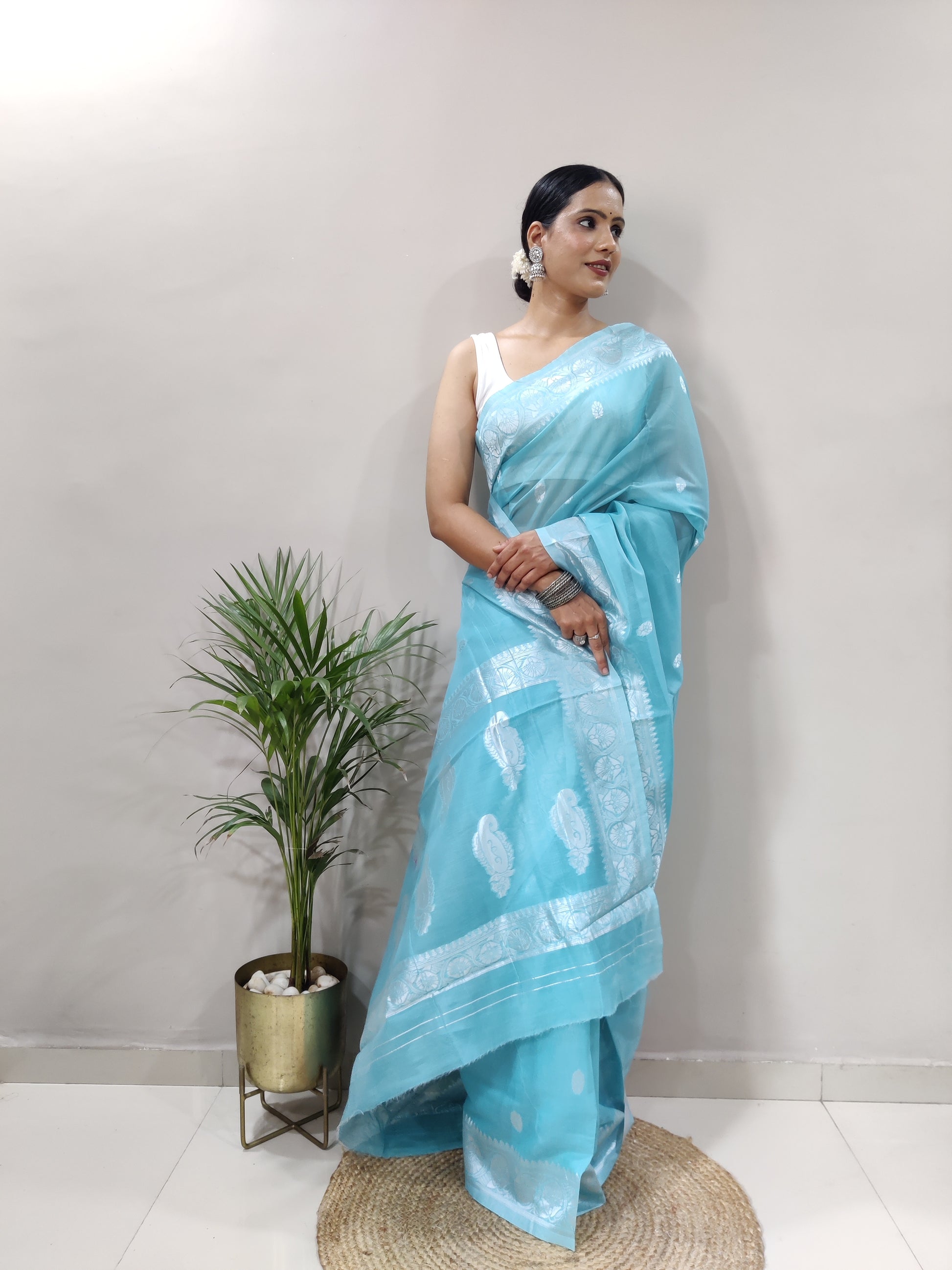 Jeel Sky Linen Cotton Saree