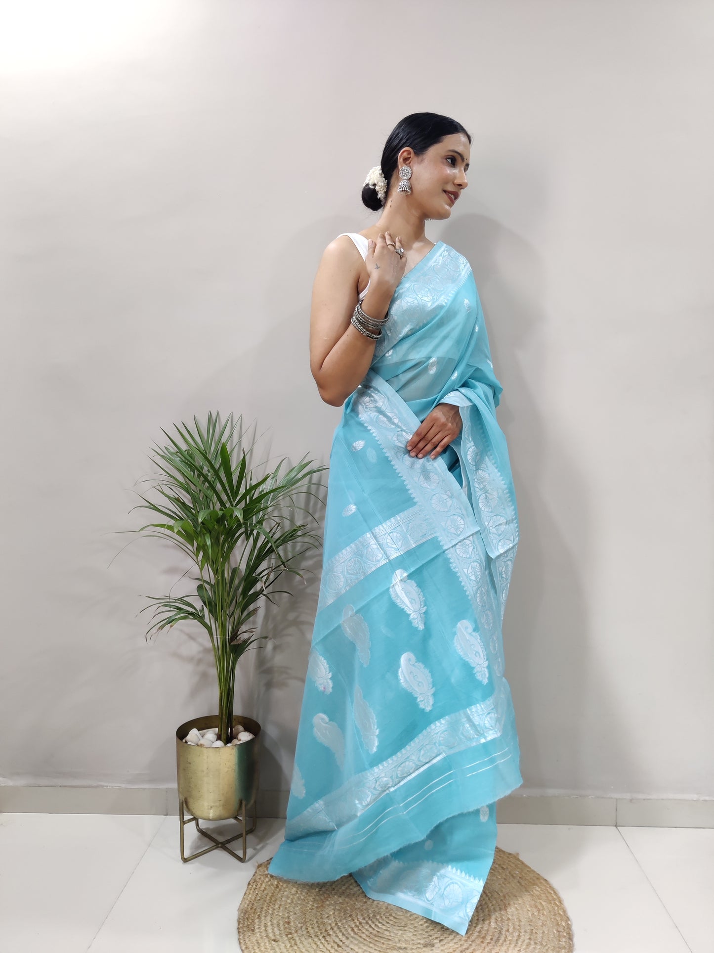 Jeel Sky Linen Cotton Saree