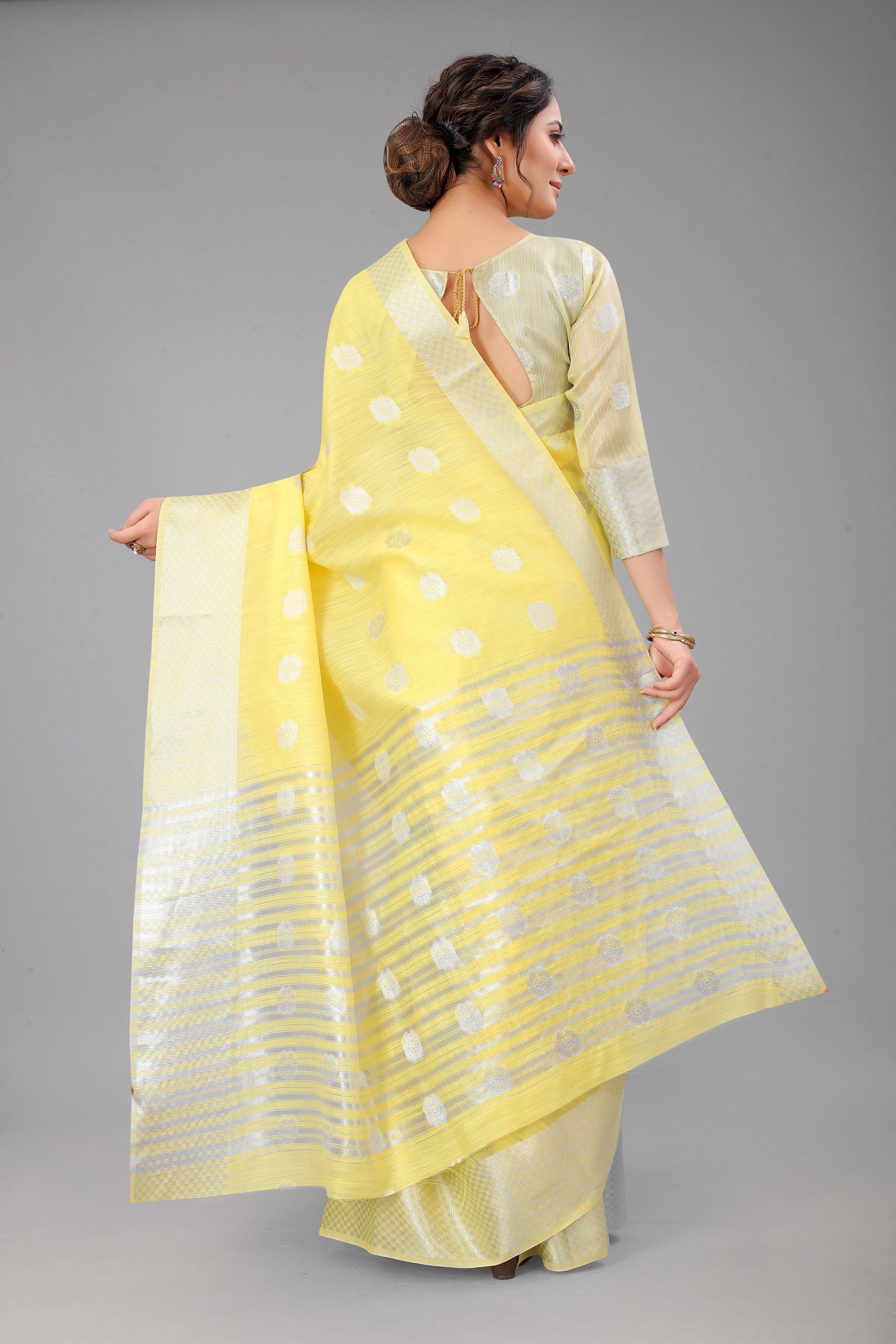 Daffodilyellow-Colored Cotton Silk Saree Set Complete with Matching Blouse