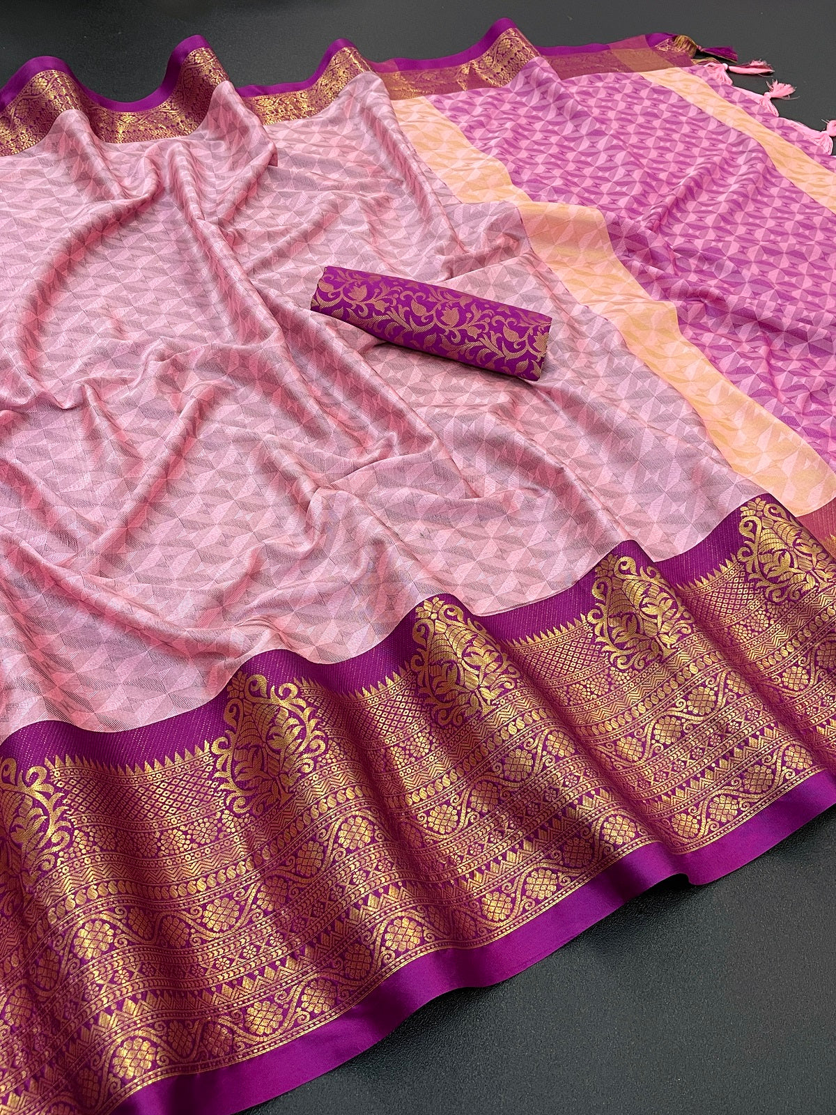 Neela Powder Pink Cotton Silk Saree