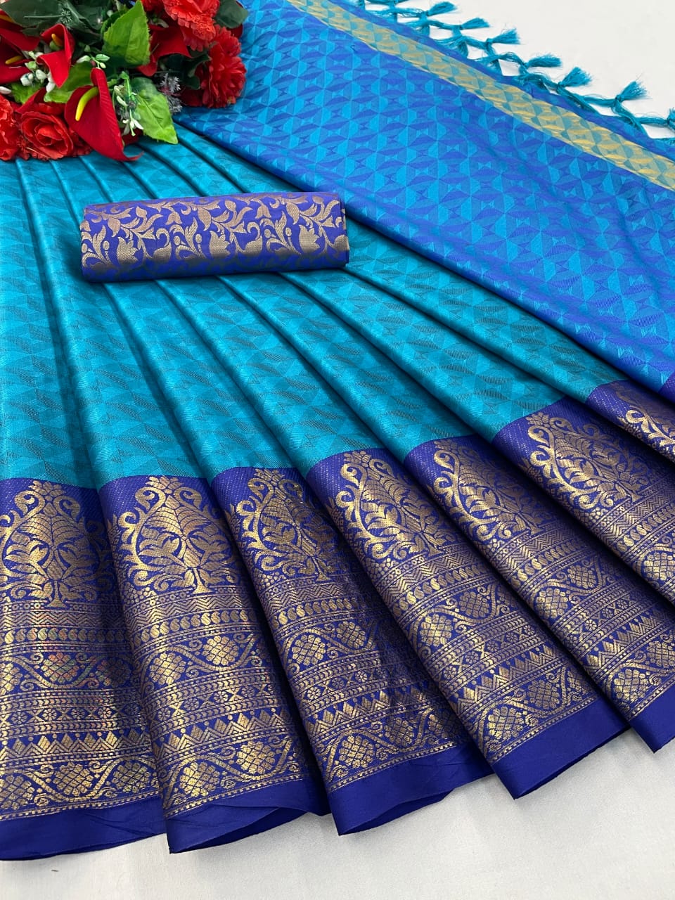 Neela Pacific Blue Cotton Silk Saree