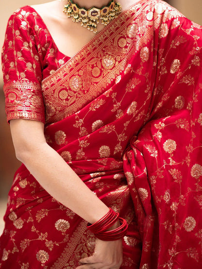 Hira Red Banarasi Silk Saree With Amazing Blouse Piece