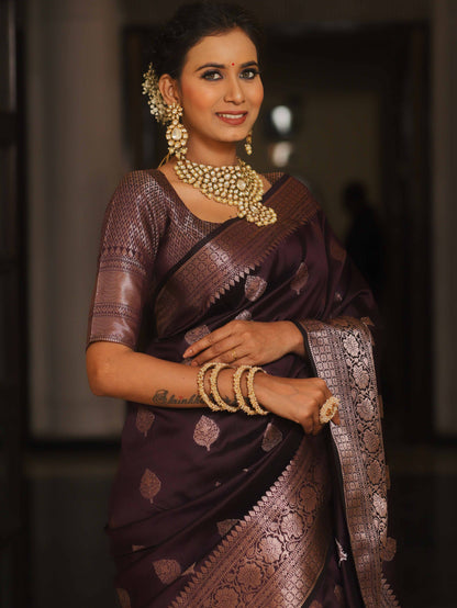 Knyaa's IBARSHANI Wine Banarasi SIlk Saree With Nouveau Attached Blouse