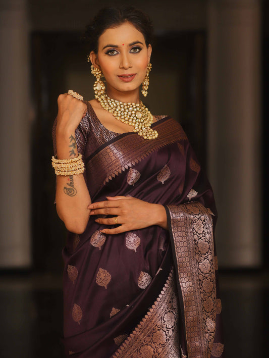 Knyaa's IBARSHANI Wine Banarasi SIlk Saree With Nouveau Attached Blouse