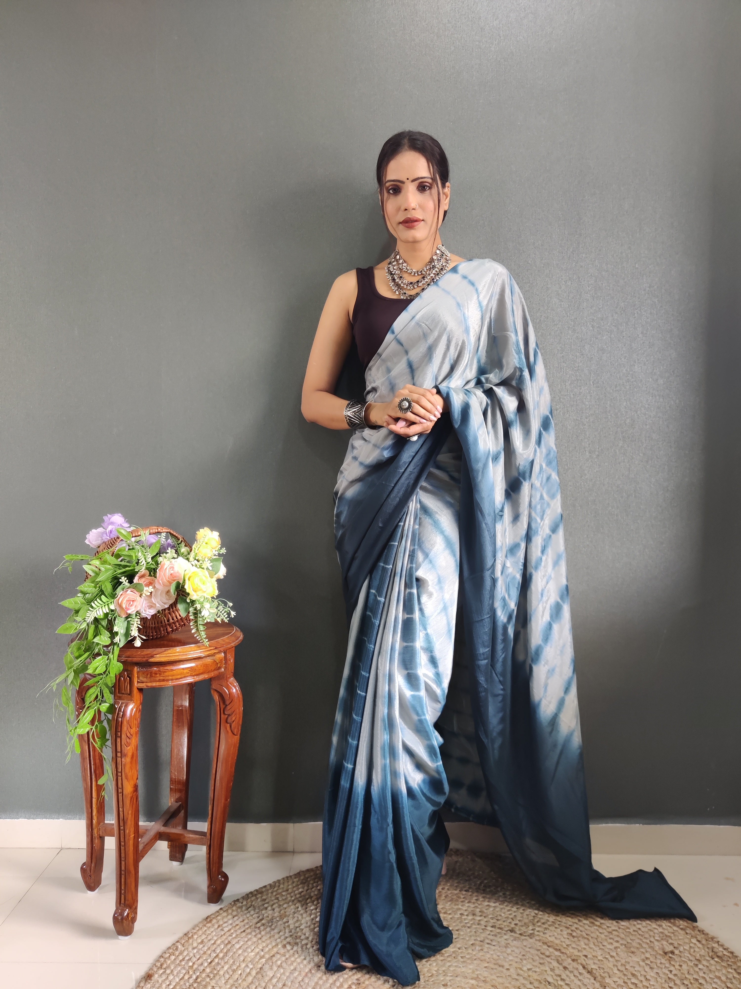 1 MIN Ready To Wear Sibori Border Dark Blue White Saree