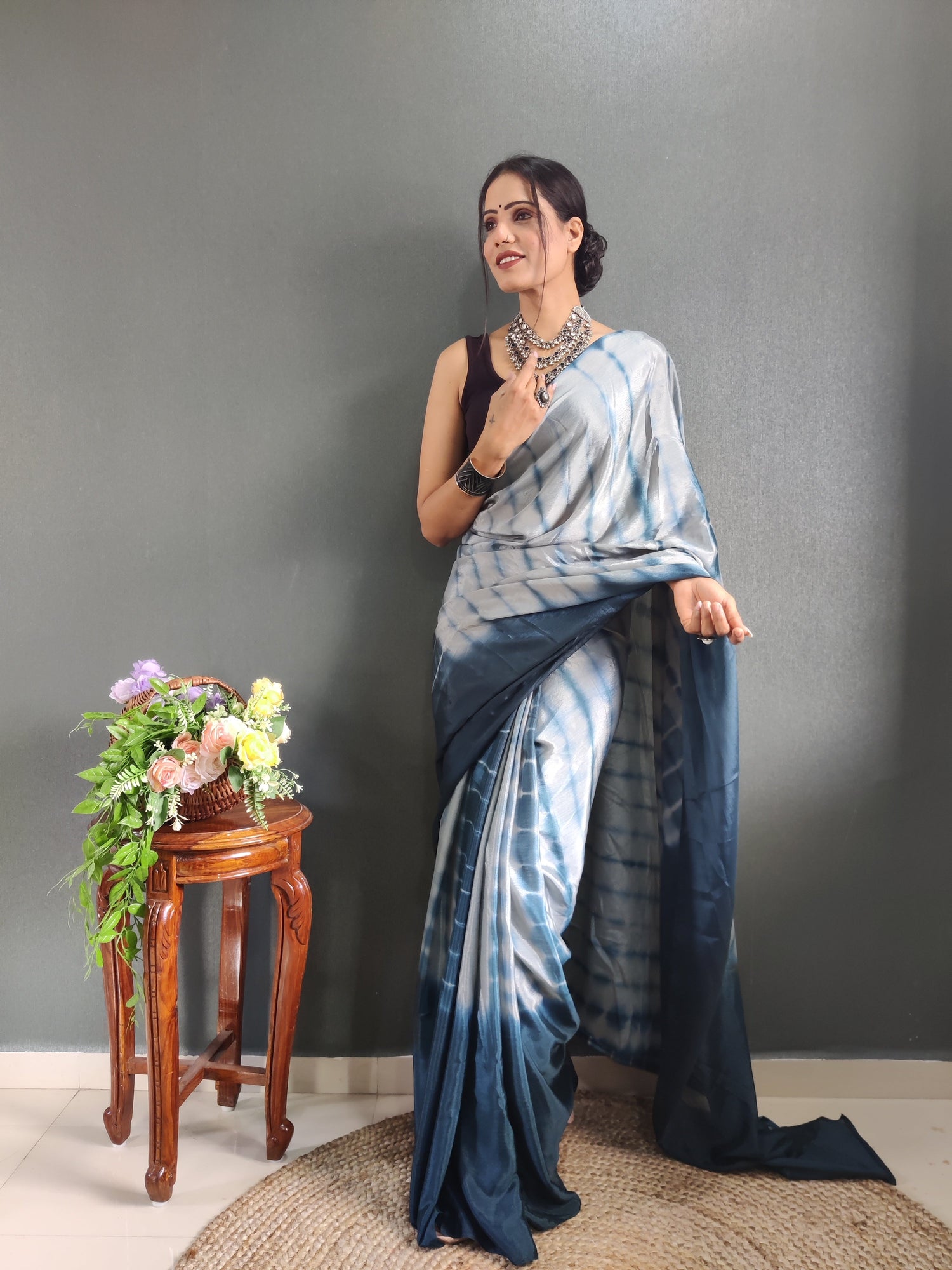 1 MIN Ready To Wear Sibori Border Dark Blue White Saree